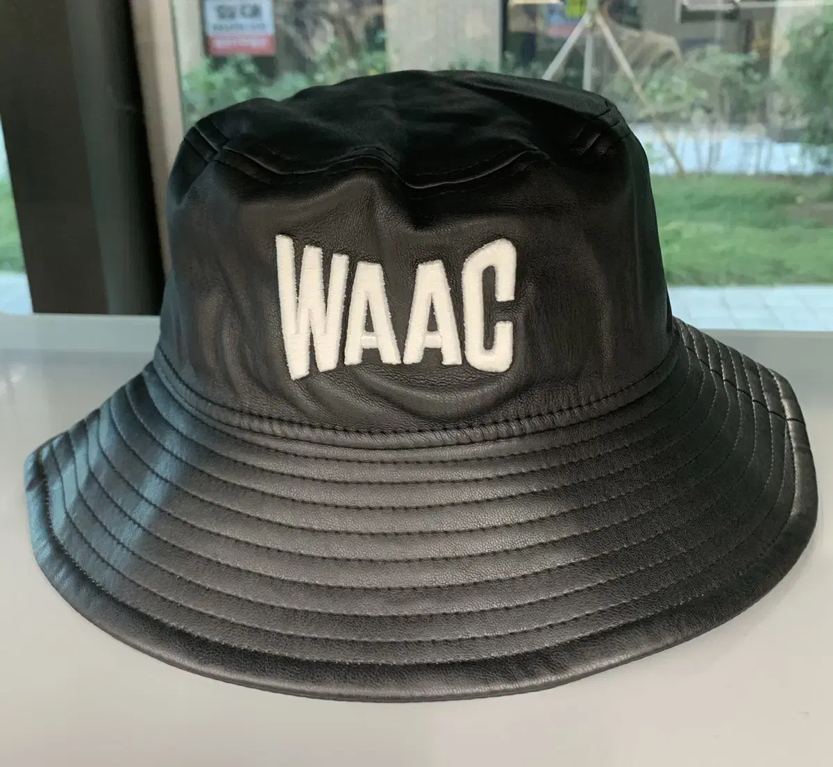 (새상품) WAAC 왁 골프 Newera 페이크레더 햇