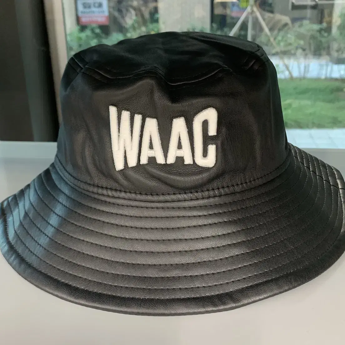 (새상품) WAAC 왁 골프 Newera 페이크레더 햇