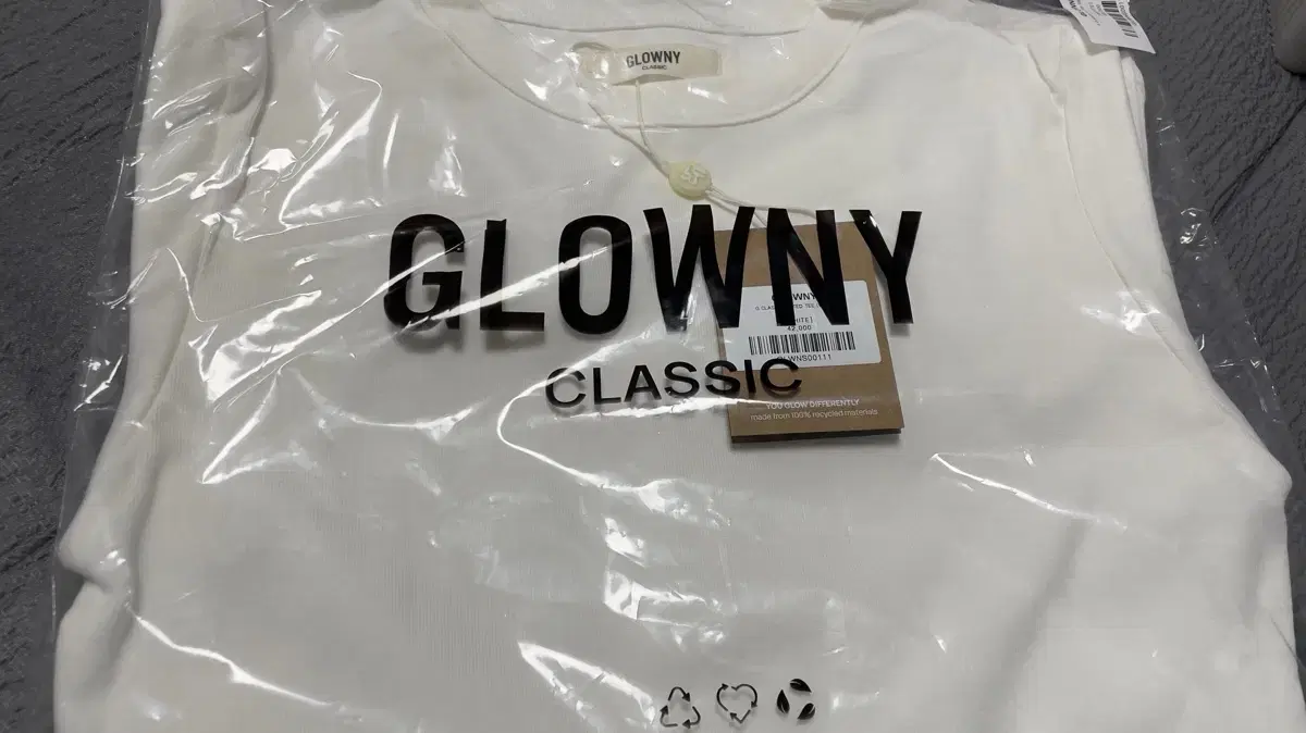 글로니 G Classic Fitted Tee White