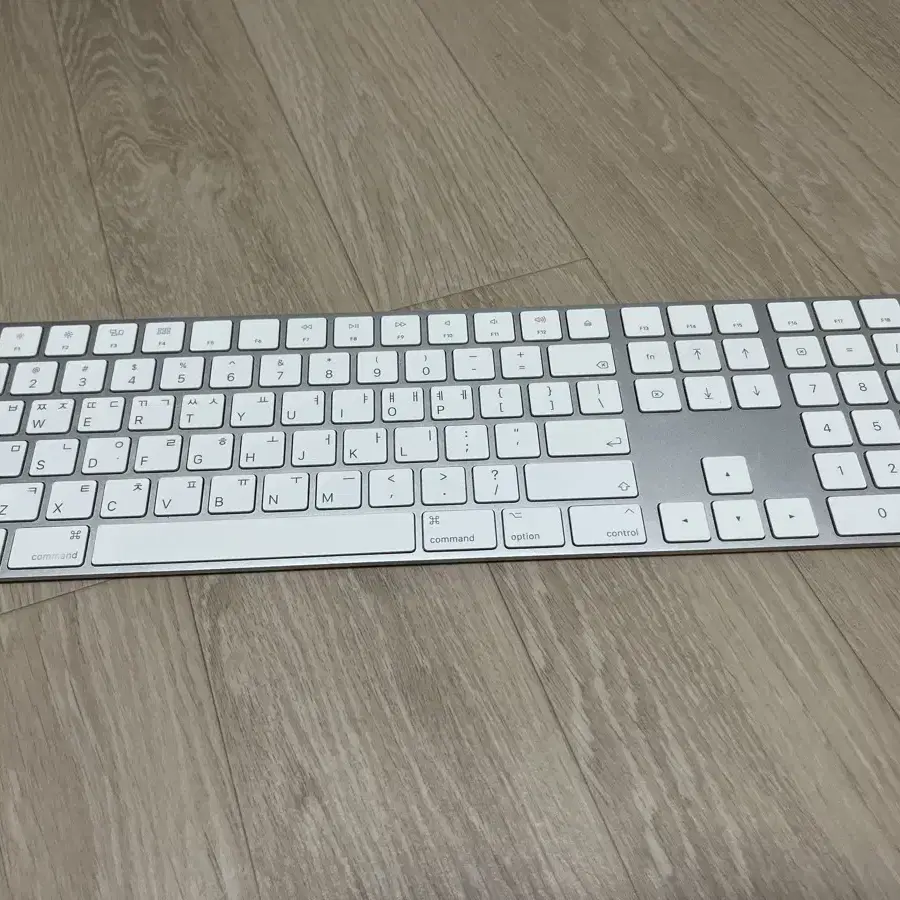 애플 매직 키보드 2 Numeric Keypad A1843