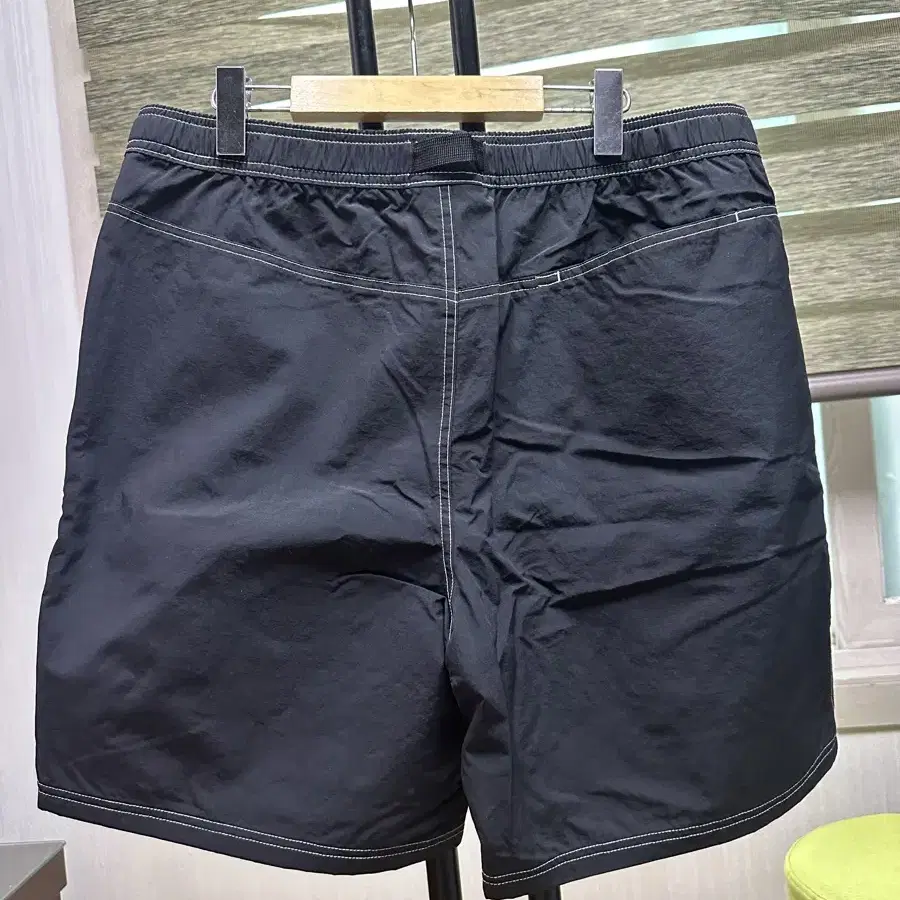 [XL]스투시 나일론 블랙 팬츠 (syussy short pants)