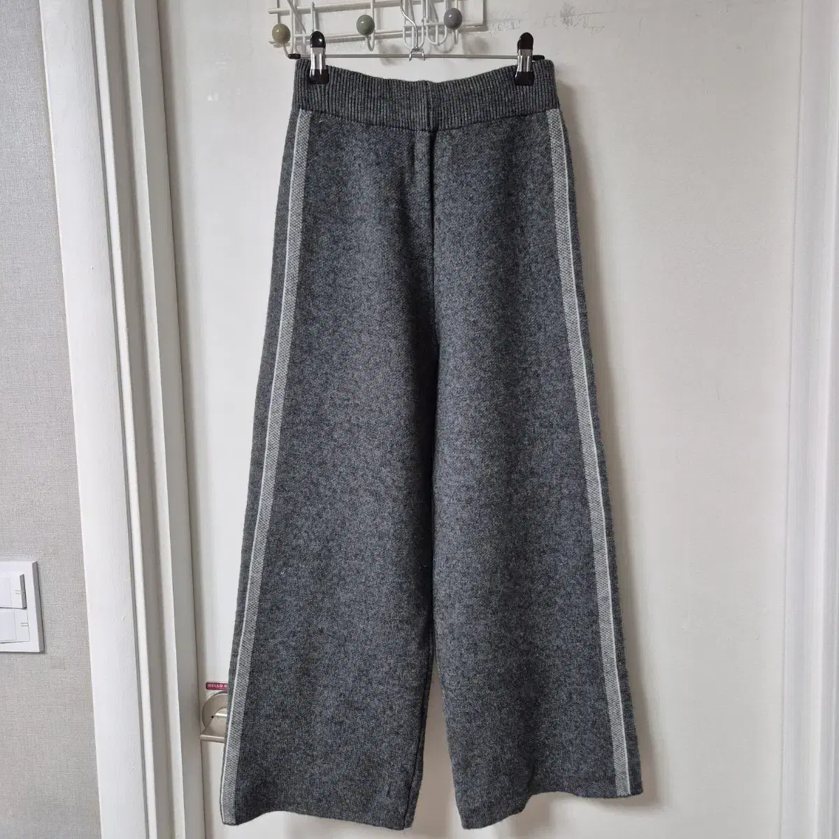 Wide-knit pants free