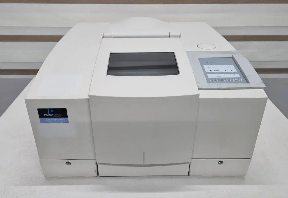 Perkin Elmer Spectrum One FT-IR 분광광도계