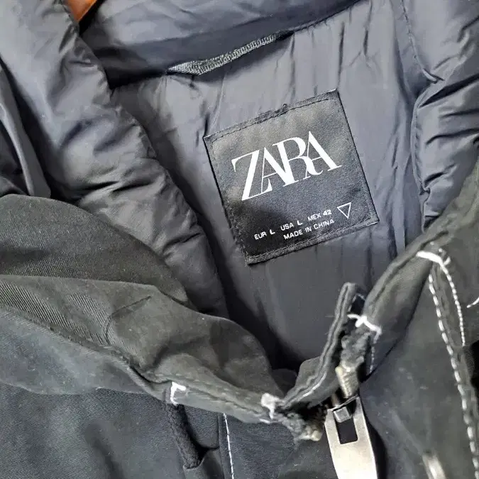 ZARA 빅사이즈 겉감면소재 오리털빵빵 후드 패딩