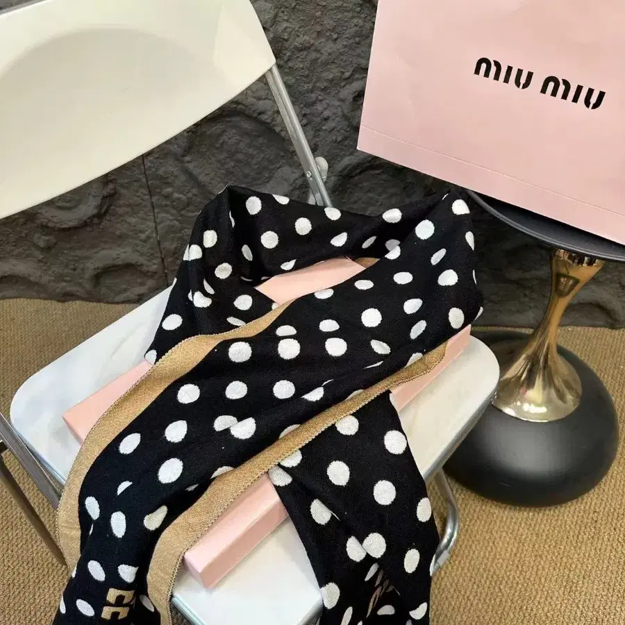 Miu Miu미우미우 스카프 정품