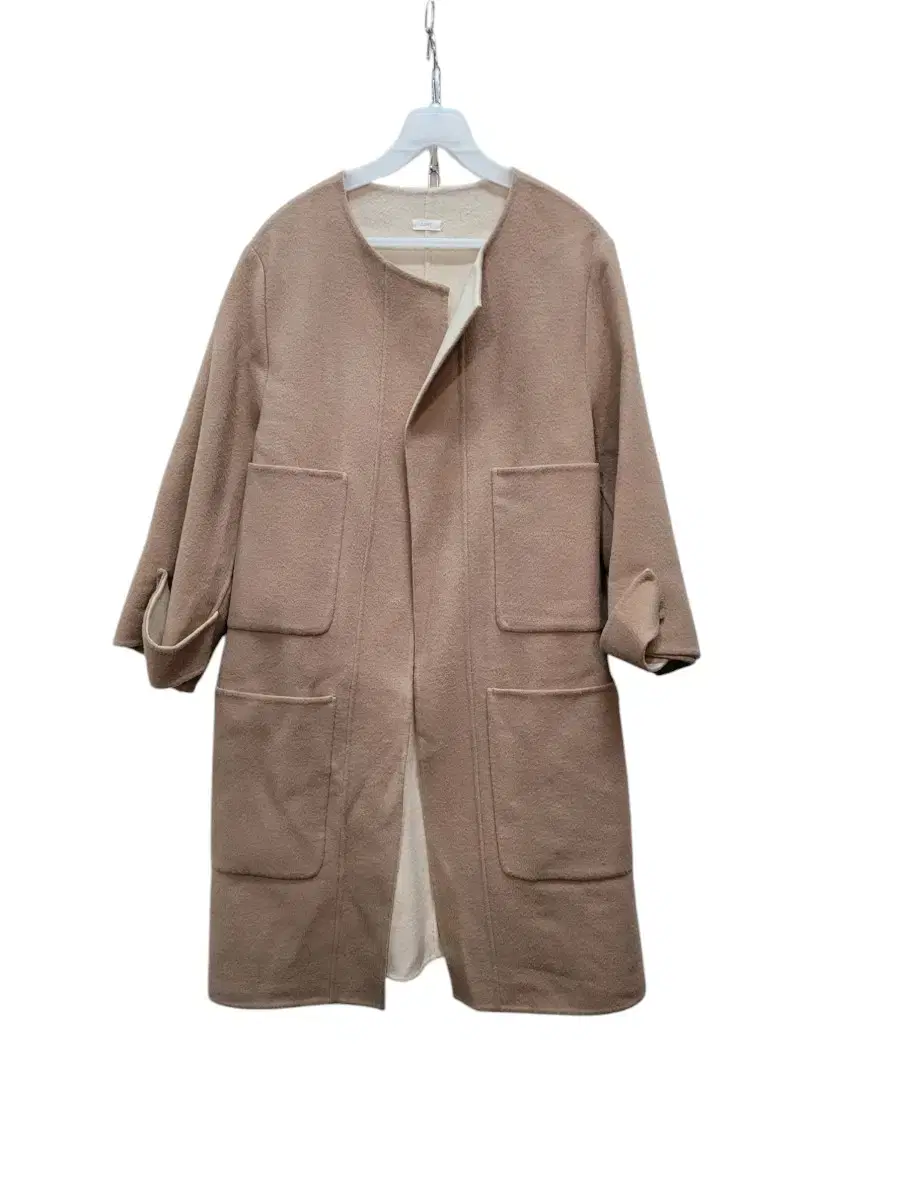 Norabelle luxury brand wool100 percent pocketed coat is stylish and adorable