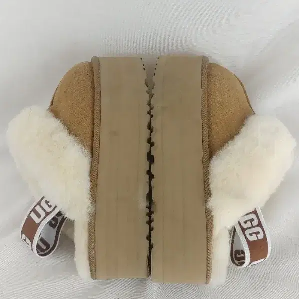 250 UGG 어그 펀케트 플랫폼 밴딩슬리퍼