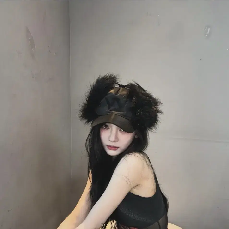 오픈와이와이 모자 FAUX FUR EARFLAP CAP, BLACK