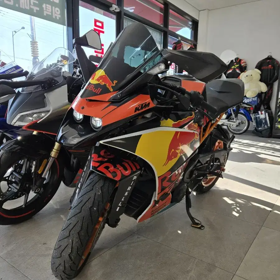 16년식 KTM RC390 판매합니다 쿼터R3대전바이크서울경기인천부산