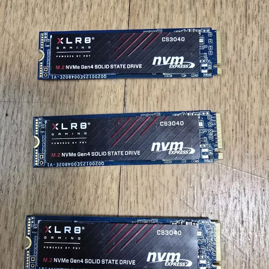 PNY XLR8 CS3040 Gen4 NVMe 제이씨현 2TB 팝니다.