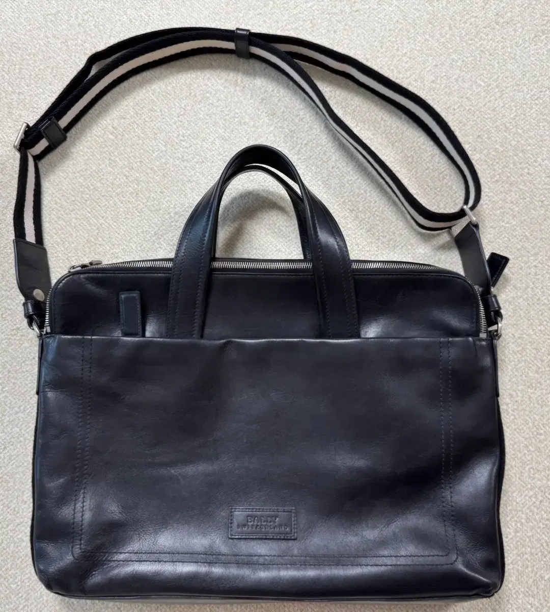 A-class Bally Bali Men's Leather Briefcase Business Bag (price upon request)