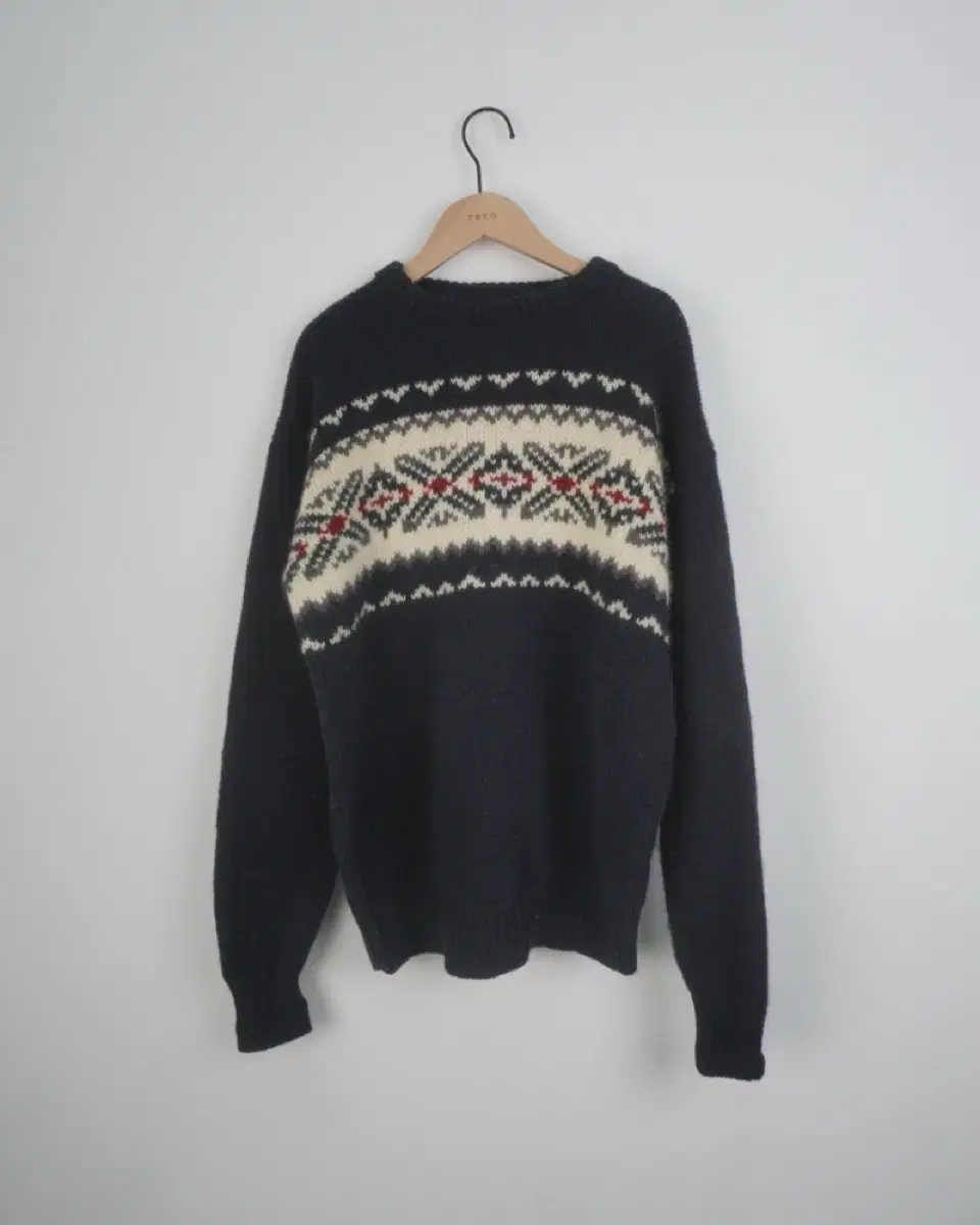 Castlebar pure wool knit