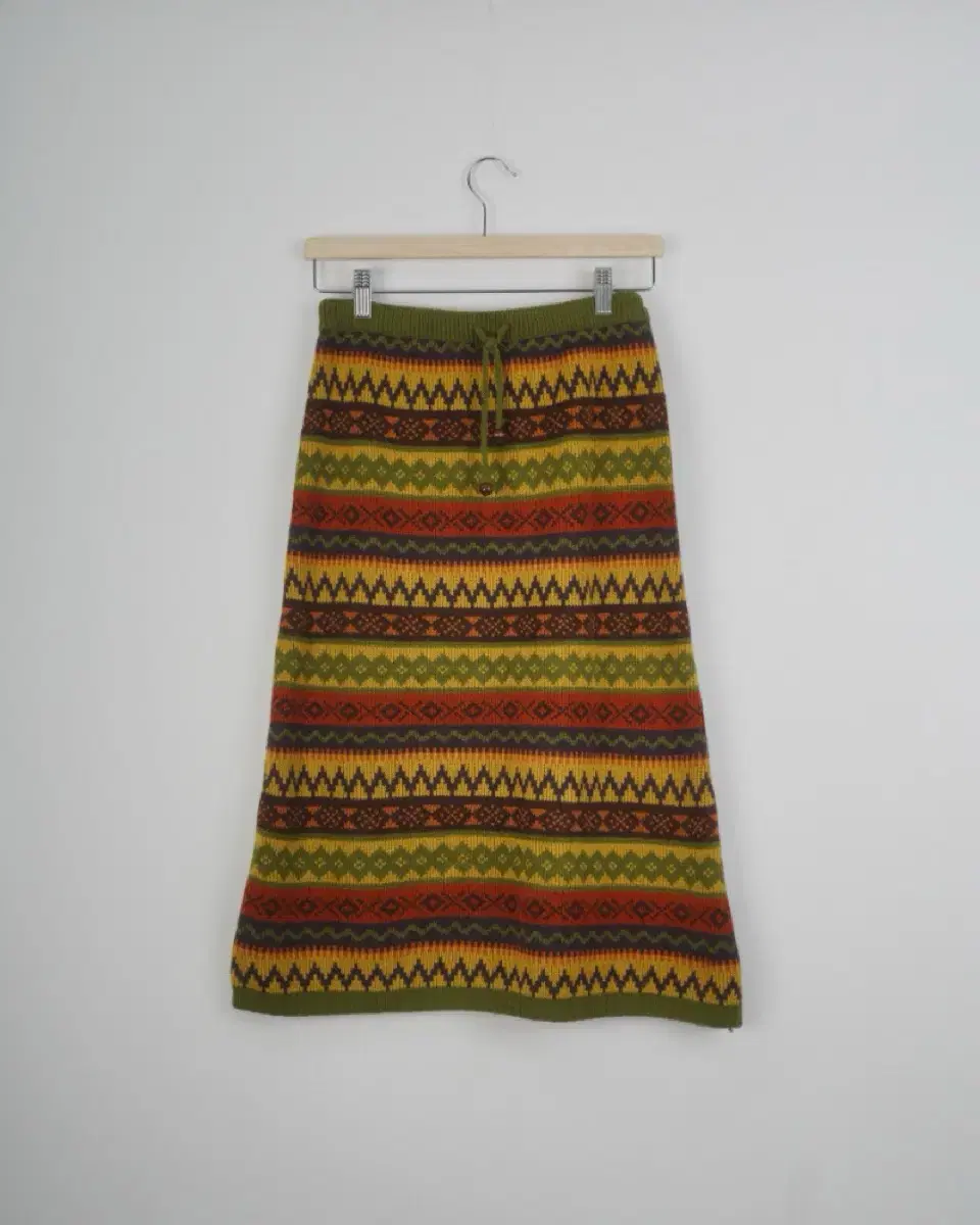 U A Wear knit skirt (Free)