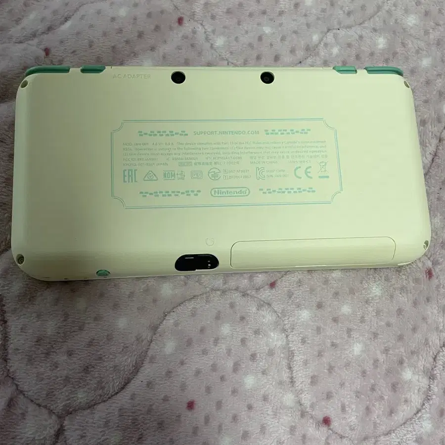 닌텐도 2ds xl 동물의숲 에디션