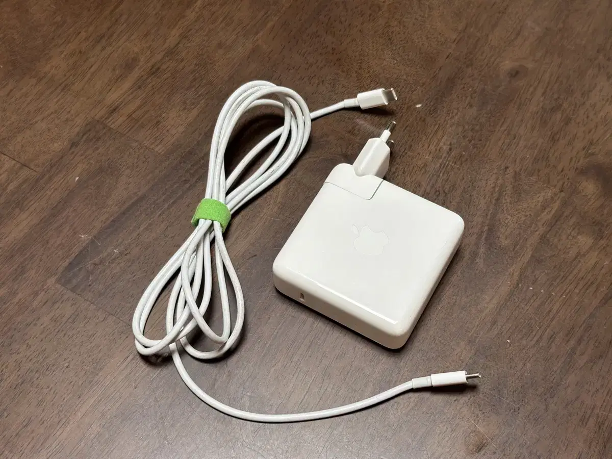 맥북 충전기 96W USB-C Power Adapter