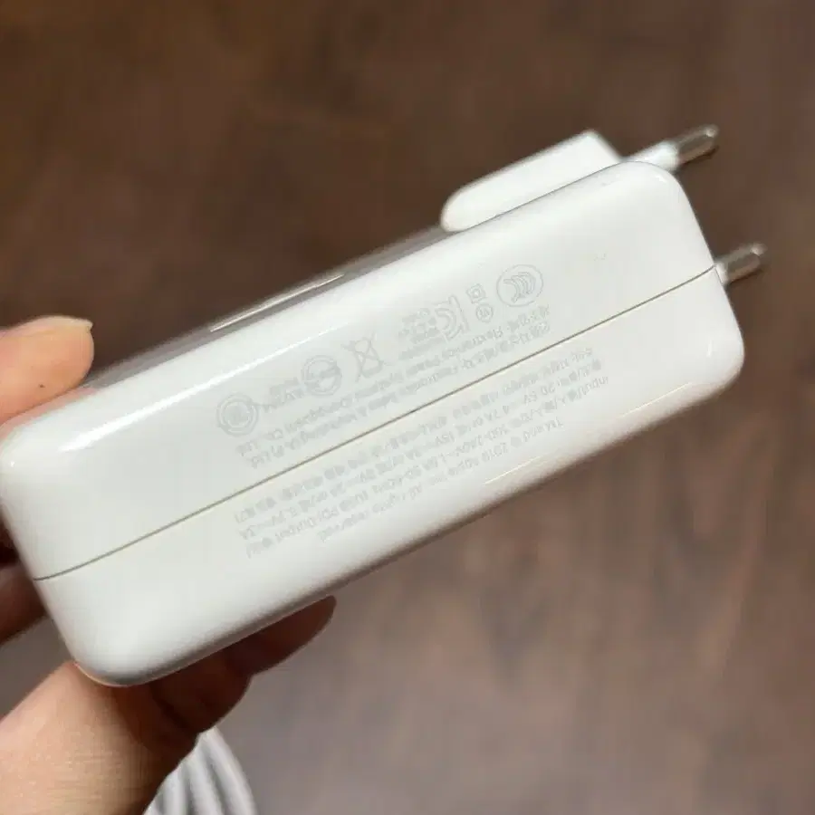 맥북 충전기 96W USB-C Power Adapter