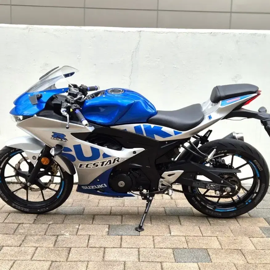 2021년식 스즈끼 gsx r125 스페셜컬러 판매합니다.