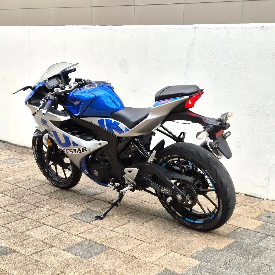 2021년식 스즈끼 gsx r125 스페셜컬러 판매합니다.