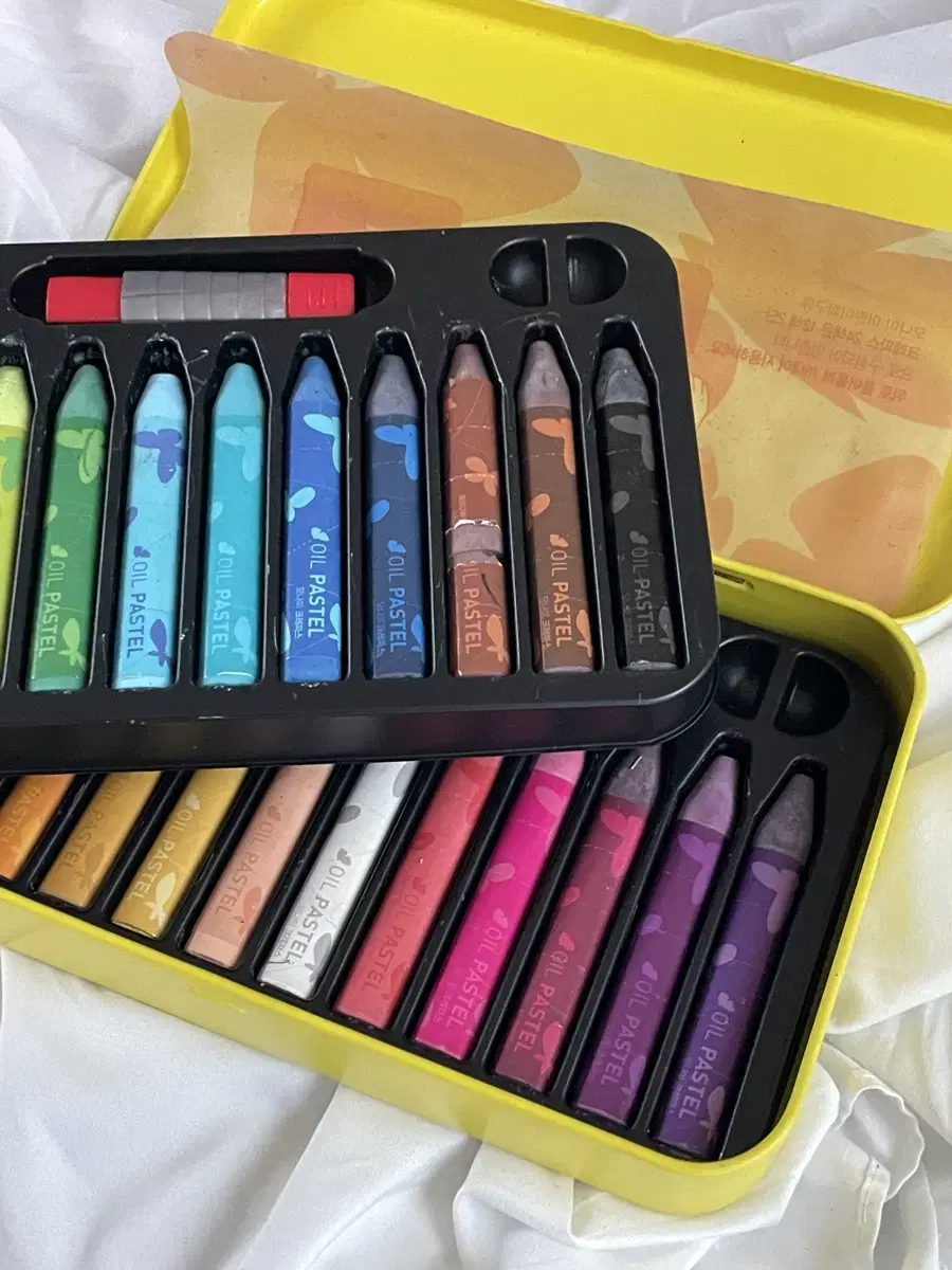Monami Crayons