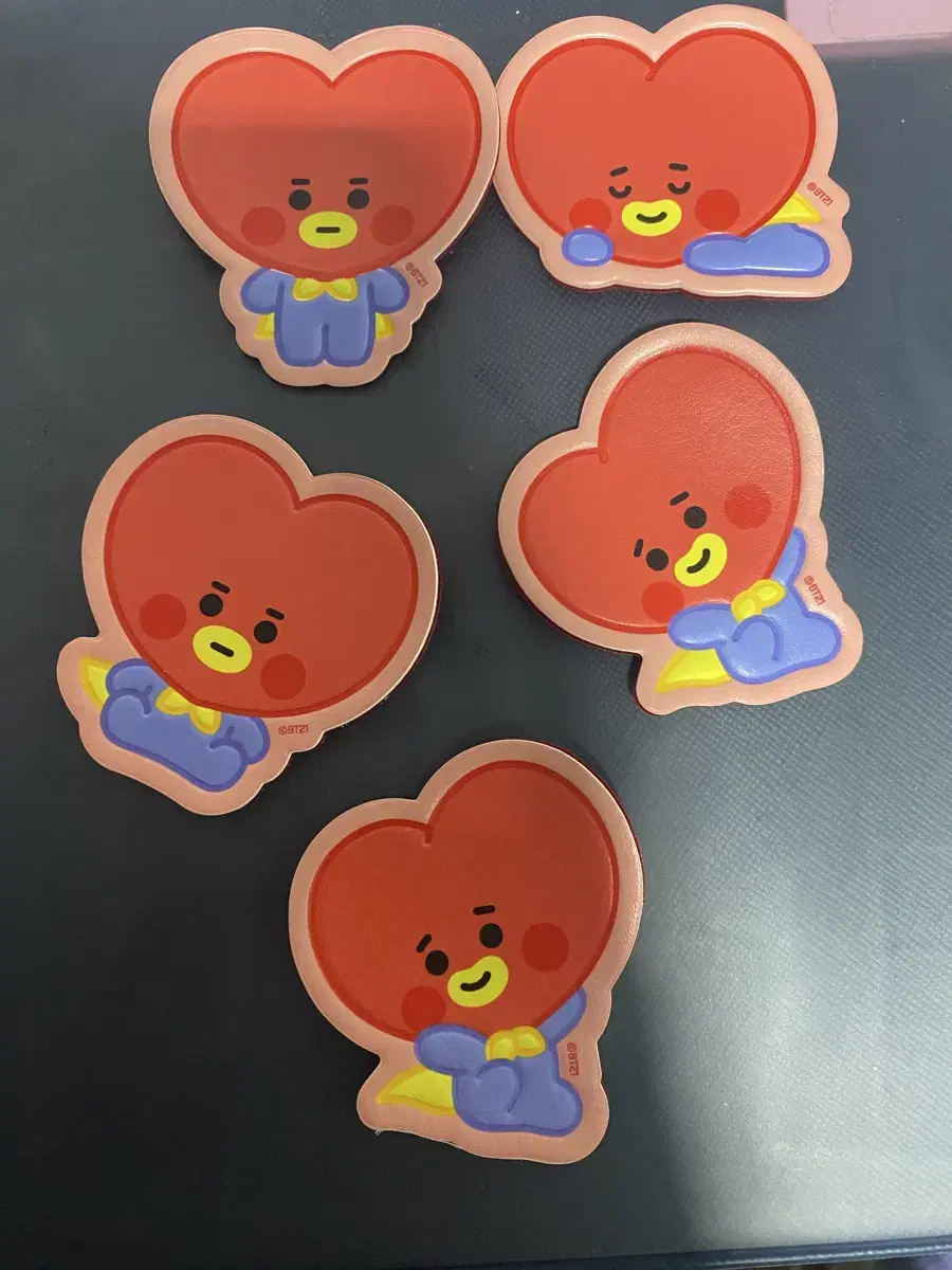 [ 양도 ] BTS BT21 TATA 타타 김태형 레더 스티커 판매