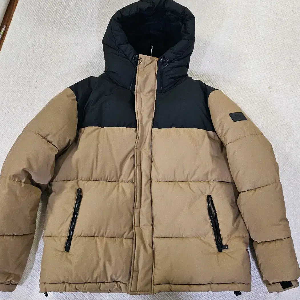 자라 dnwr 패딩 2XL XXL