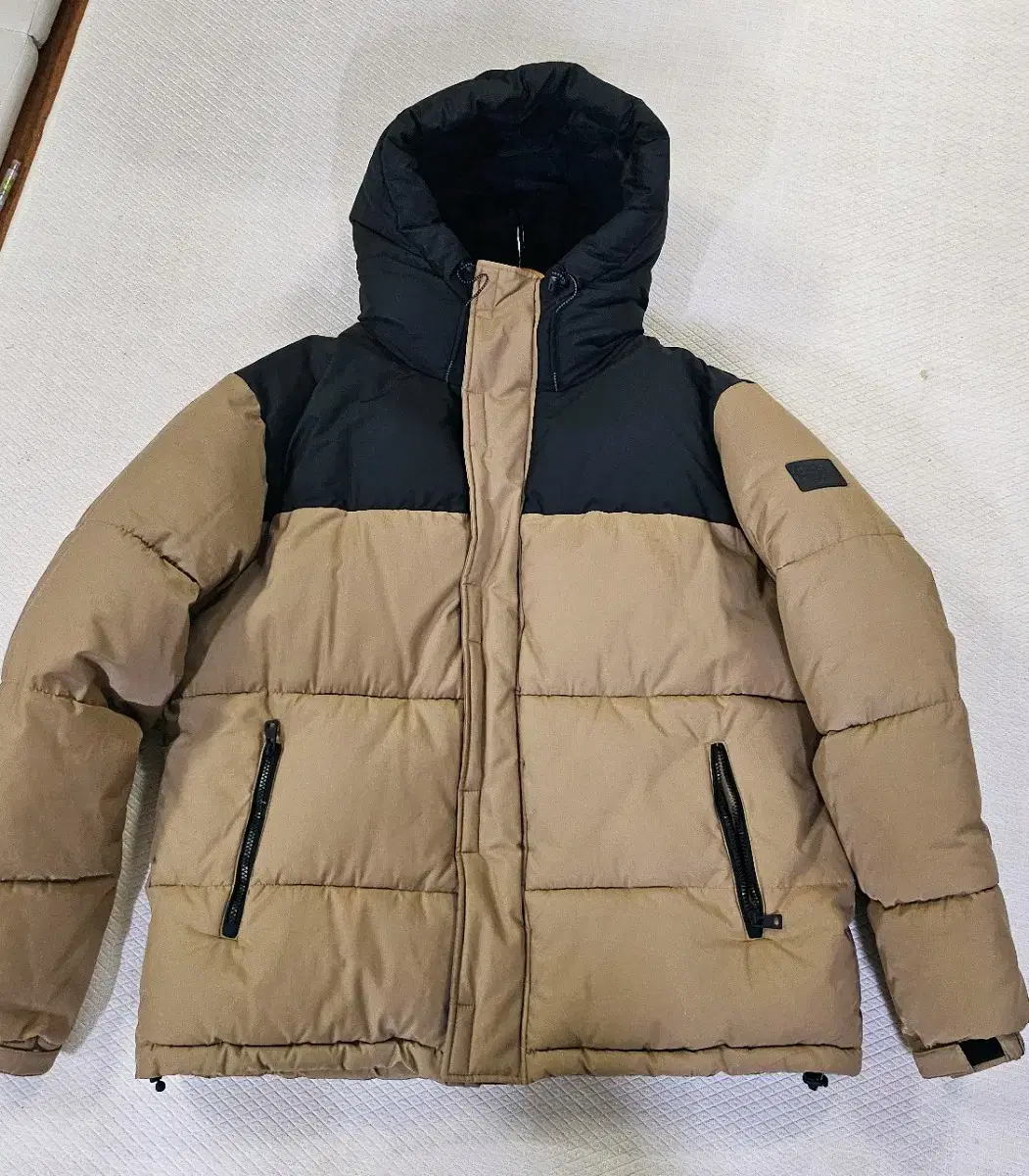 자라 dnwr 패딩 2XL XXL