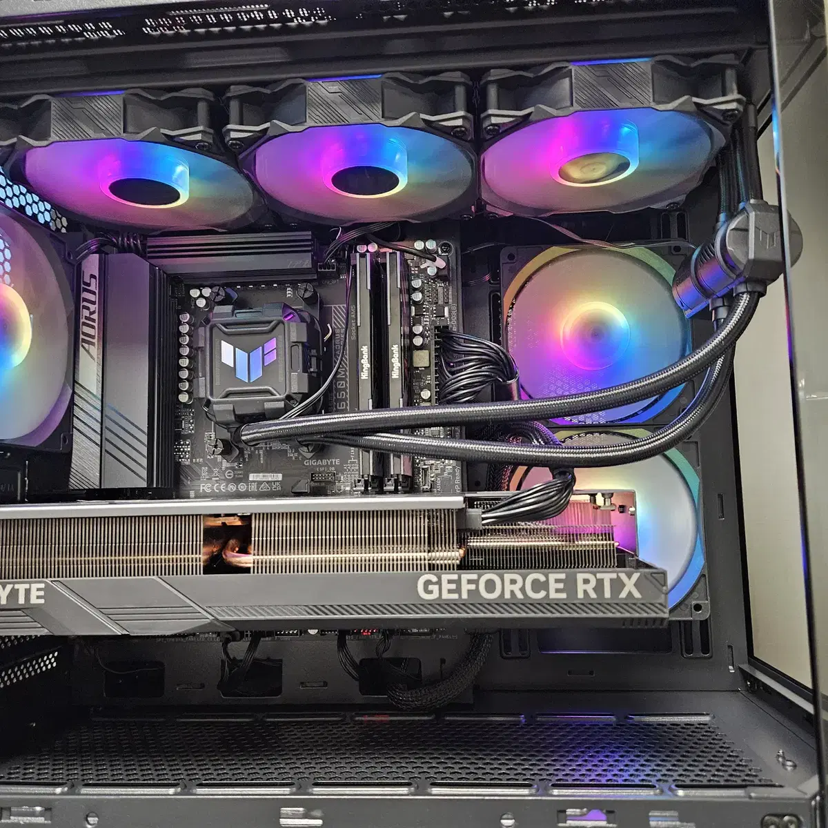 9800x3d, rtx4080 super  하이엔드급 본체