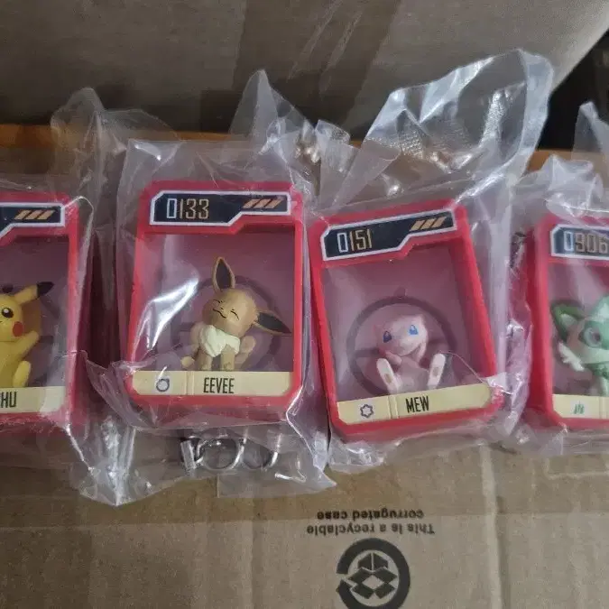 롯데리아 포켓몬 피규어 키링 네 종류 Pokemon Keyrings