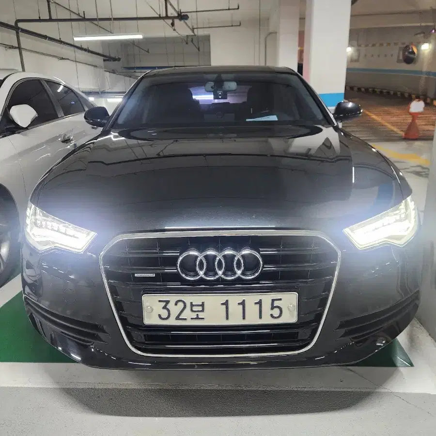 아우디12년  A6 3.0tfsi