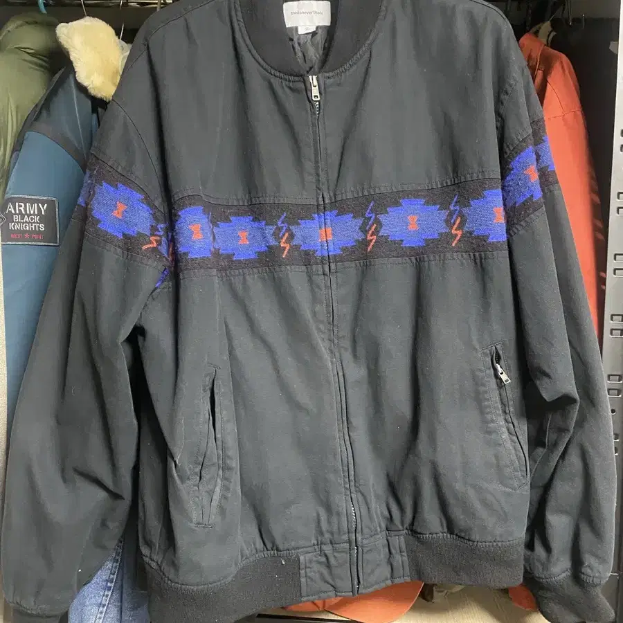 (XL) 디스이즈네버댓 Lined Bomber Jacket