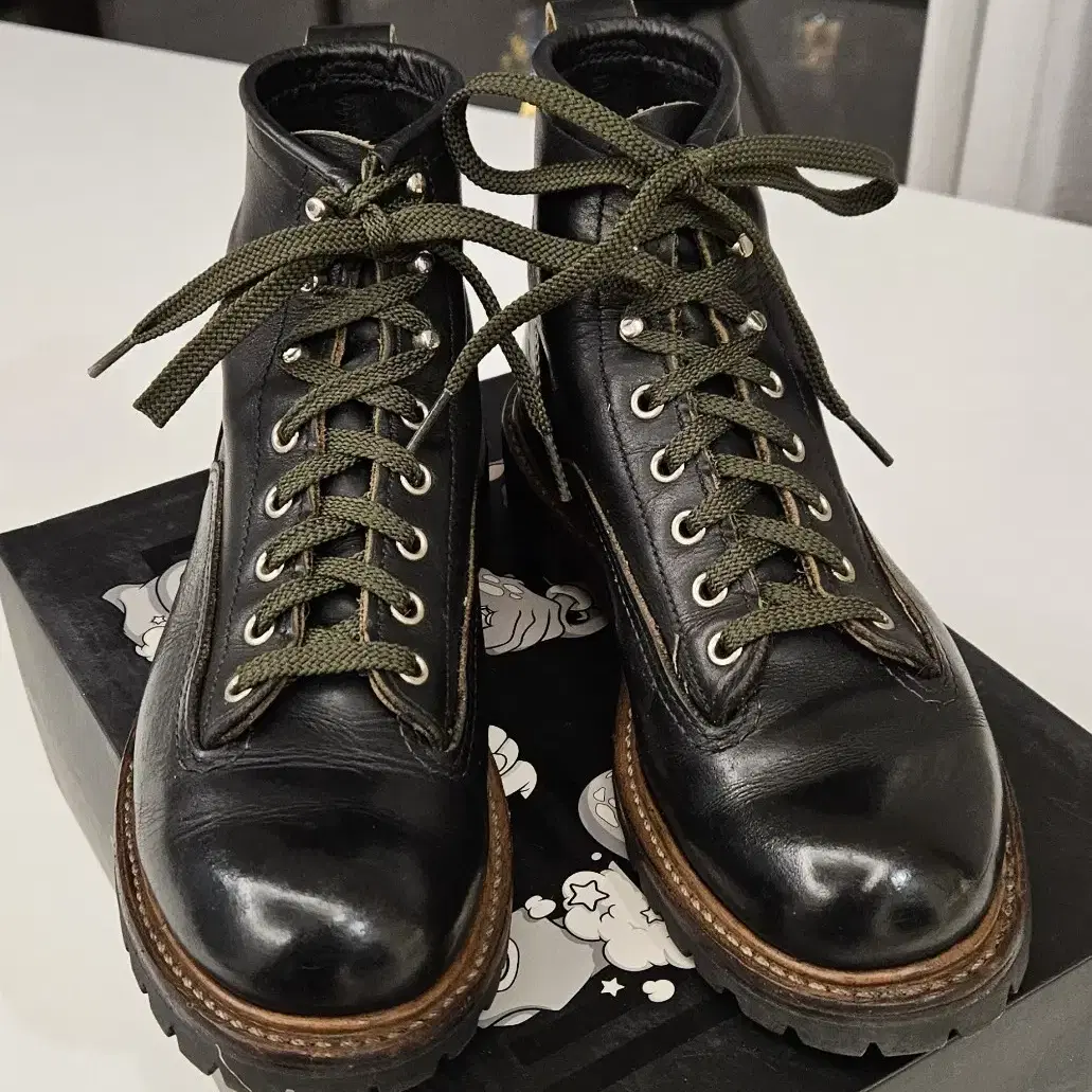 레드윙 라인맨 러그 2935 Redwing 7.5D