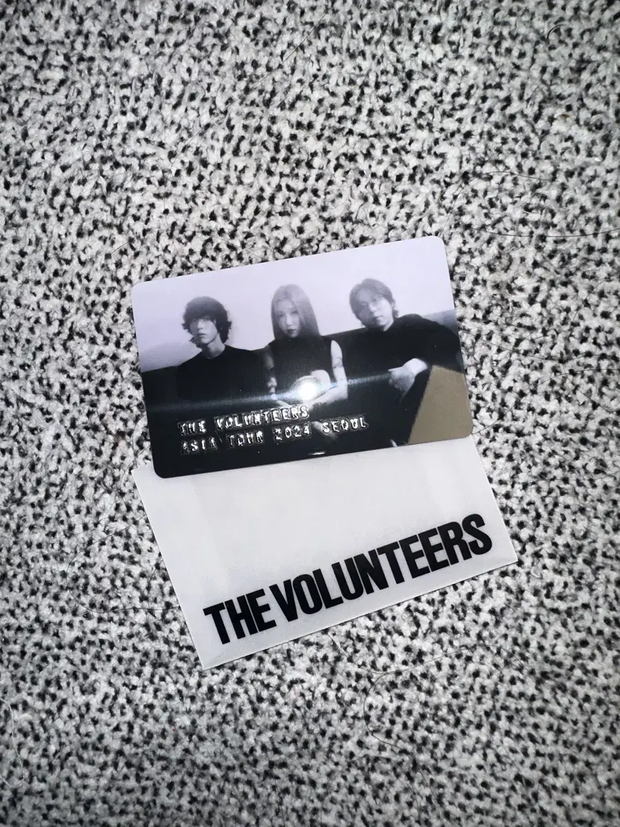 The volunteers 카드굿즈