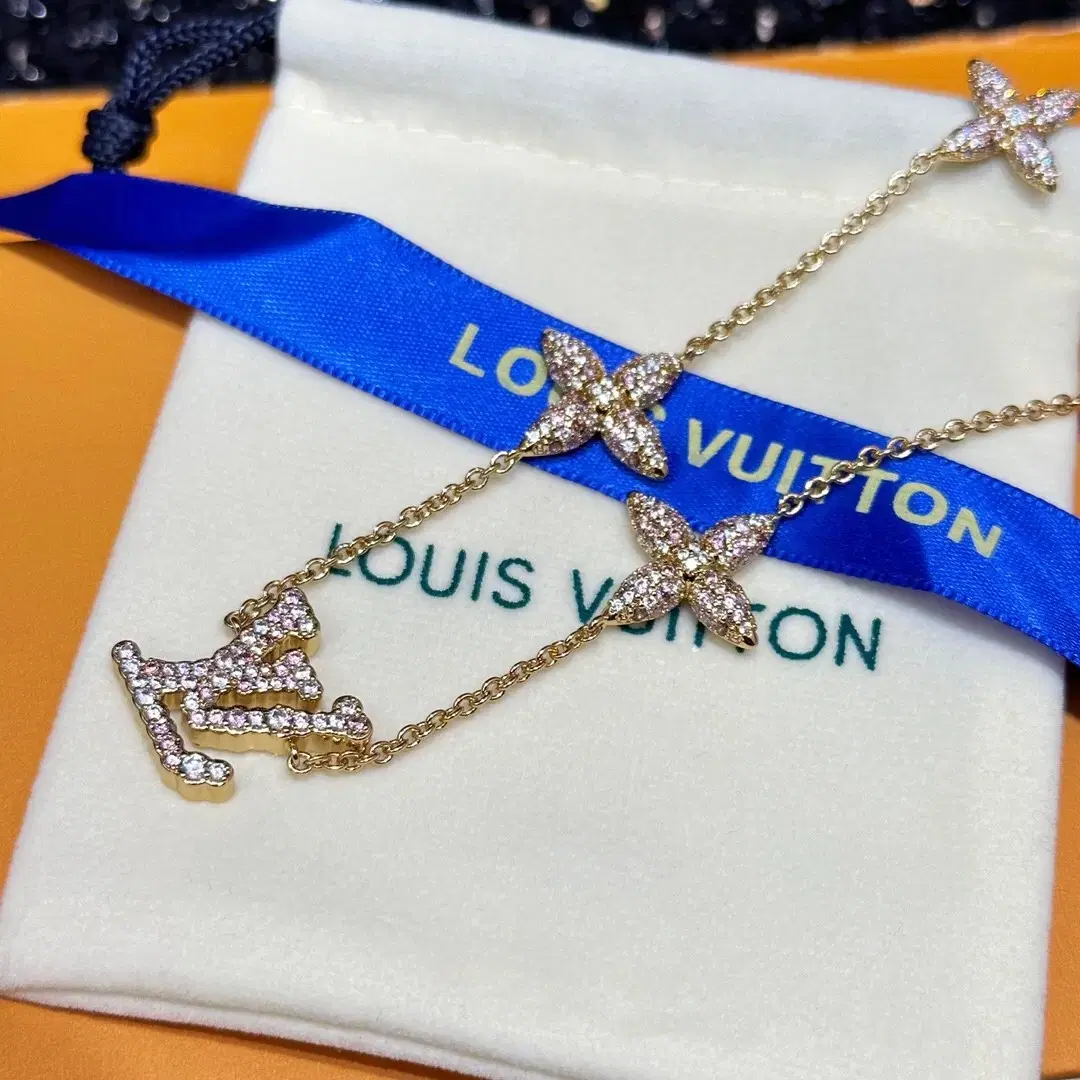 루이비통 Louis Vuitton 목걸이