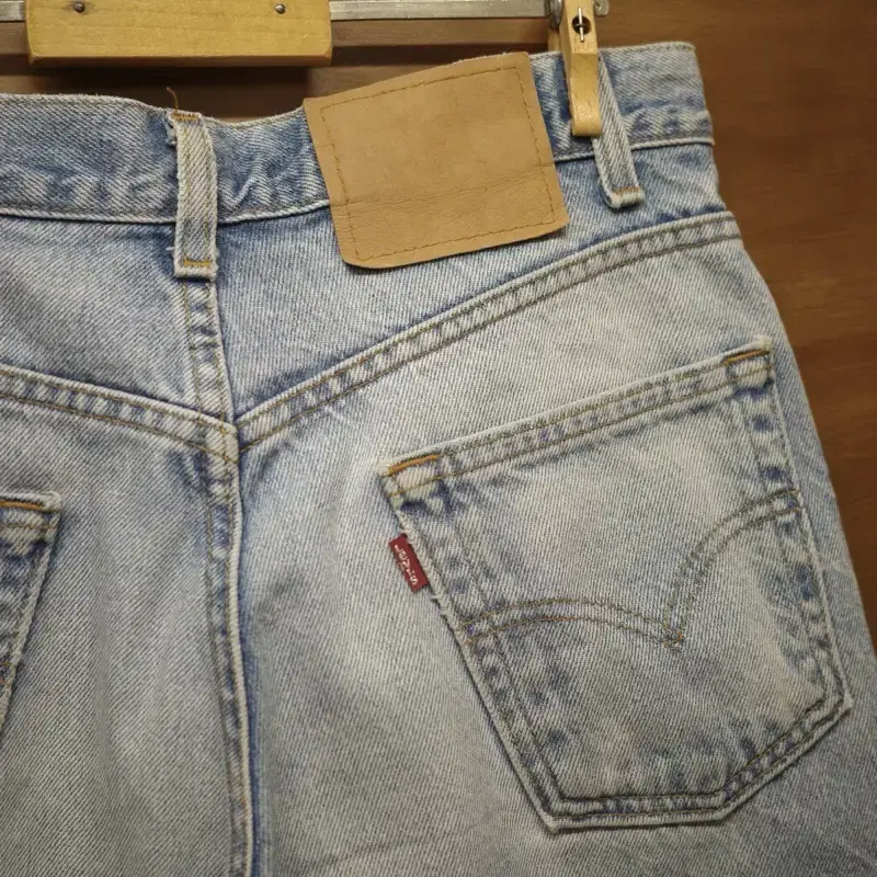 00s levis 43901 denim pants