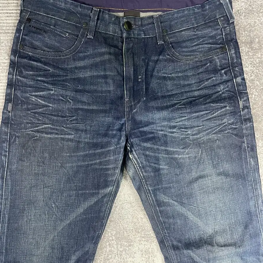 Levis 525 Bootcut