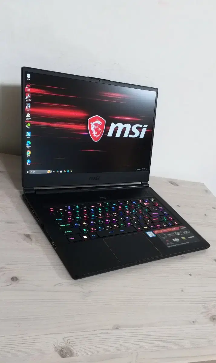 msi 초슬림 게이밍 노트북 GS65 Stealth Thin 8RE