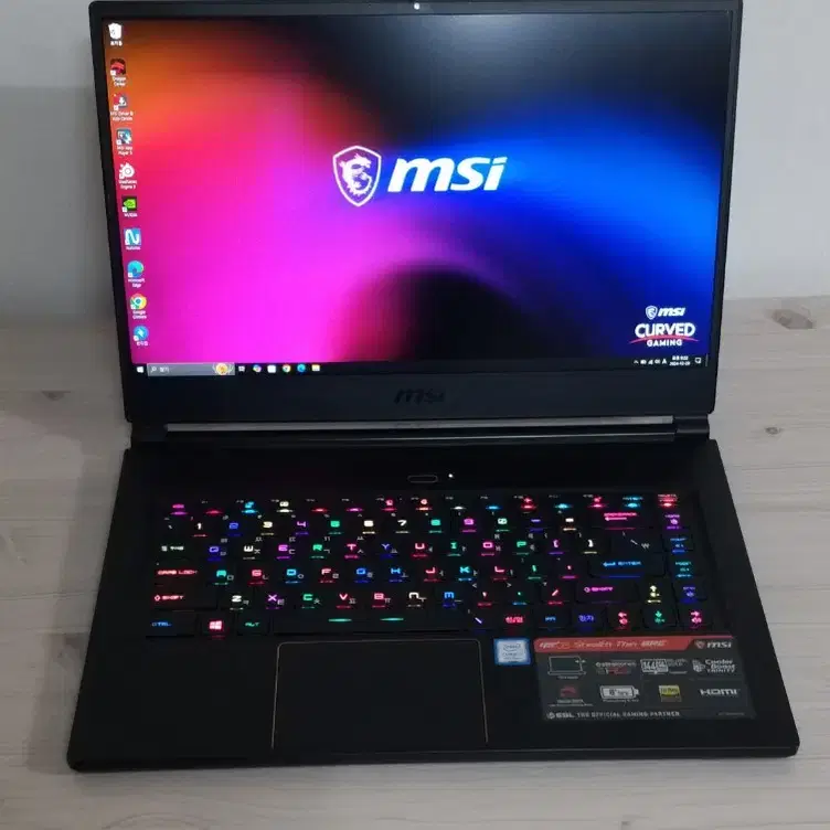 msi 초슬림 게이밍 노트북 GS65 Stealth Thin 8RE