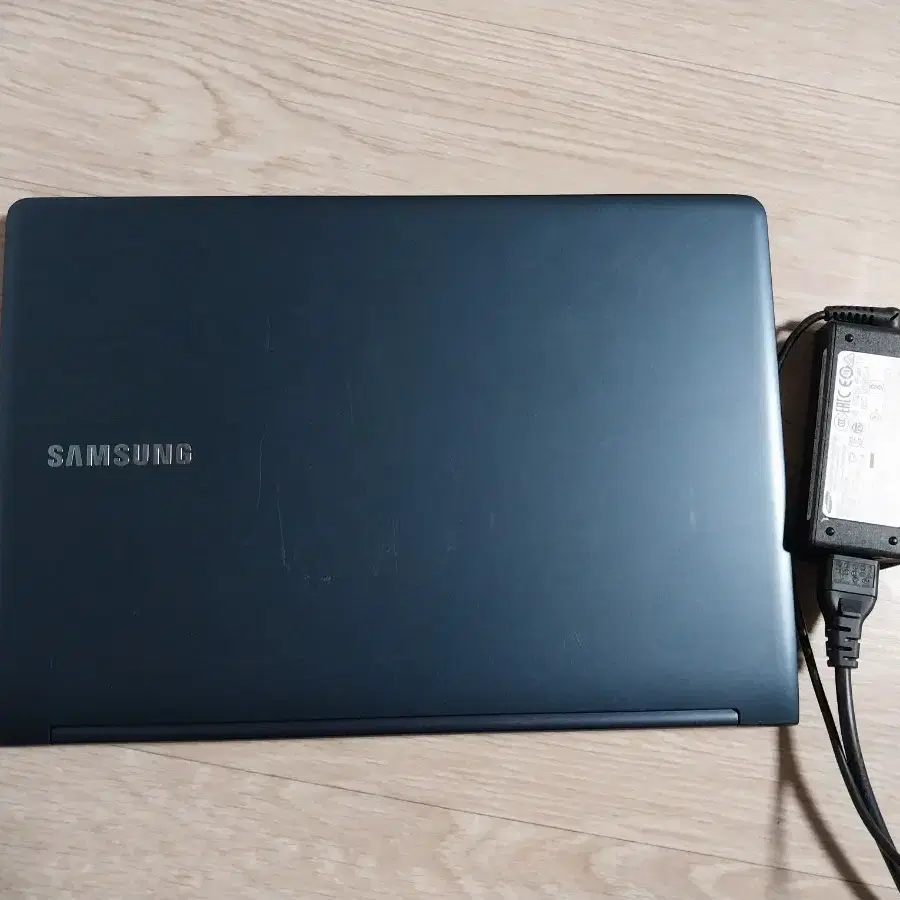 삼성노트북 900X3G 8G SSD250G 13.3인치. 다 정품인증