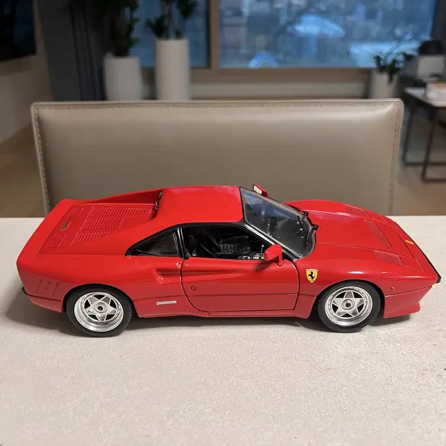 핫휠 1:18 페라리 288 gto 판매합니다