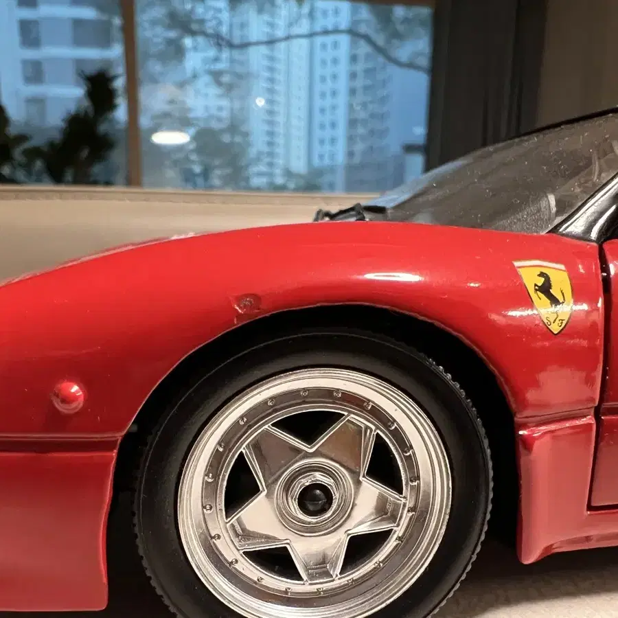 핫휠 1:18 페라리 288 gto 판매합니다