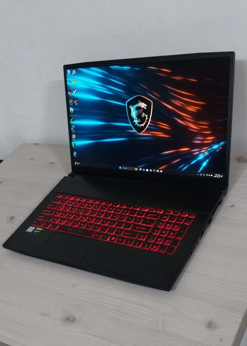 MSI 17.3-inch Gaming Laptop GF75 Thin 9SCSR / S-class