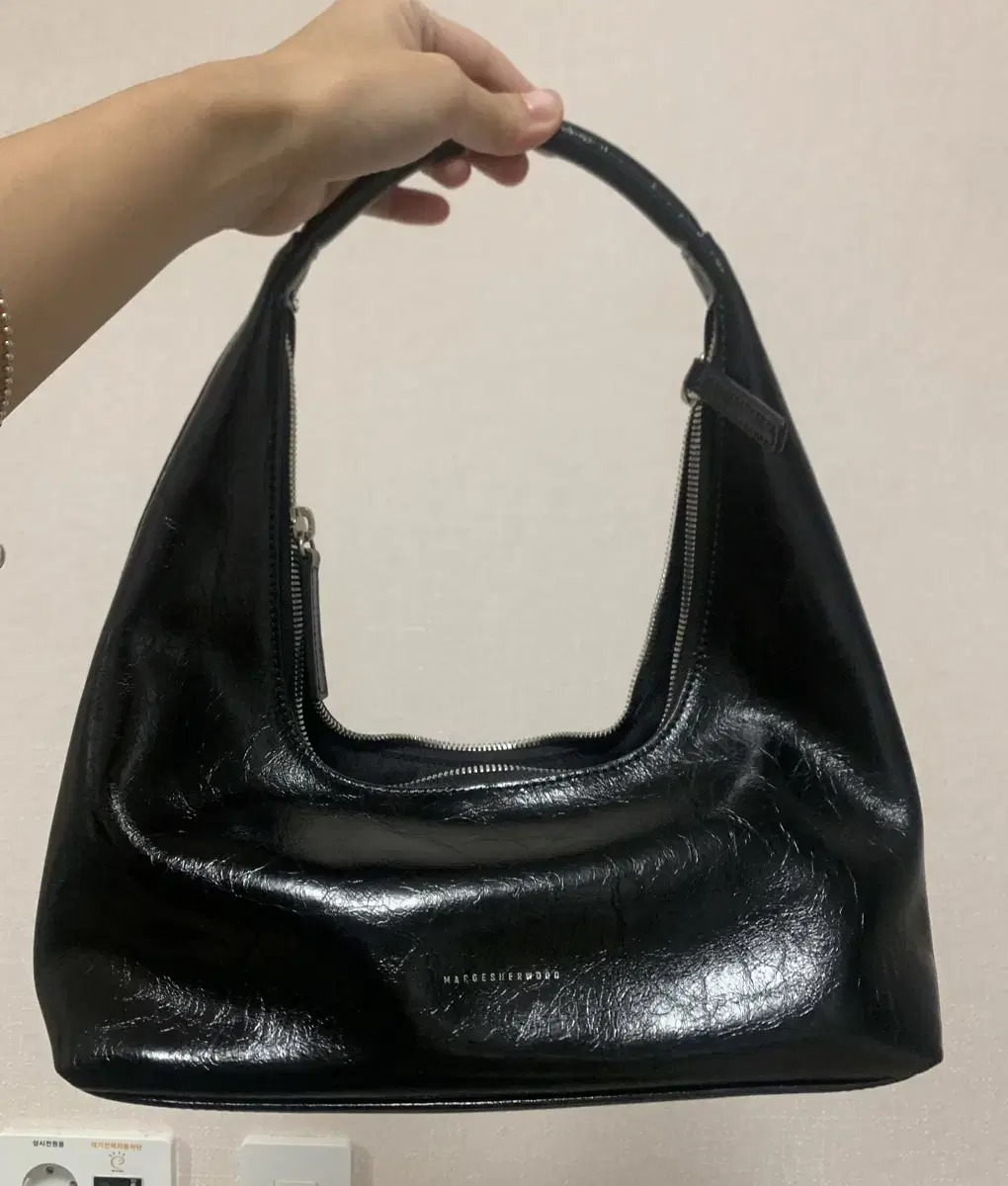 마지셔우드 hobo shoulder black crinkle 호보백