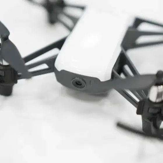 DJI 텔로 드론 팝니다