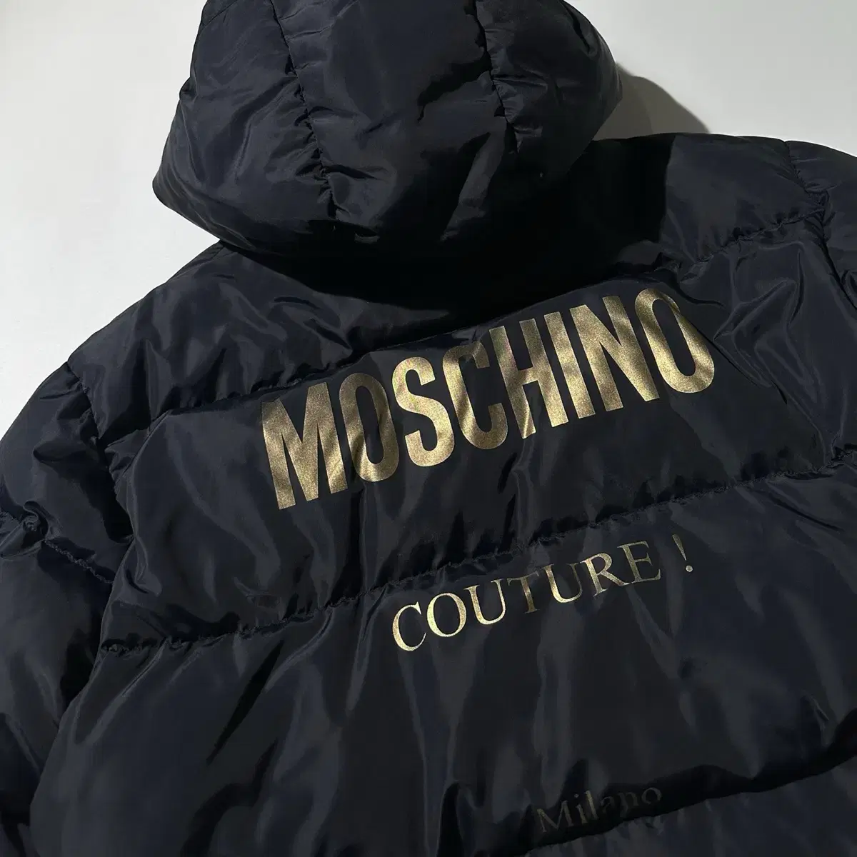 [M-L] Moschino 모스키노 다운 스펠아웃 패딩 점퍼 블랙