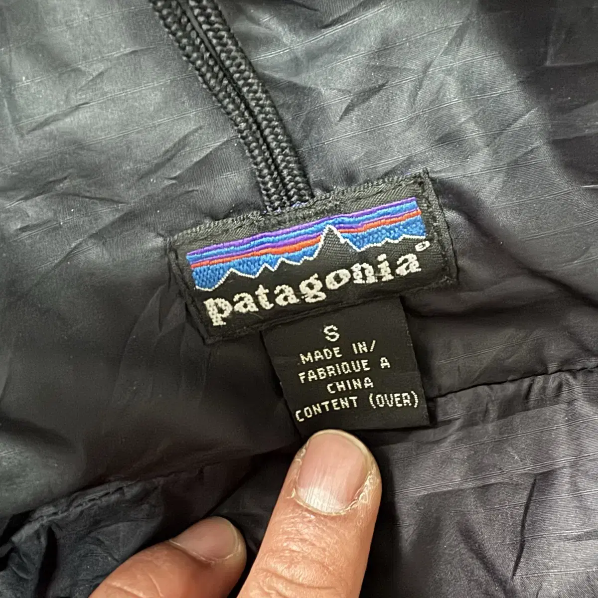 [S~M] Patagonia 파타고니아 검정 다스 파카