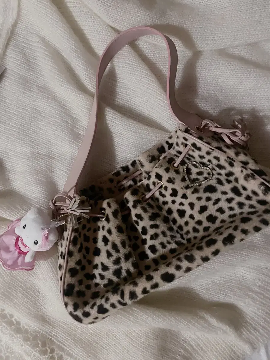 Samantha Tabasa Heart Hopi Bag Gyaru Bag Leopard Powder STC Baby Bear