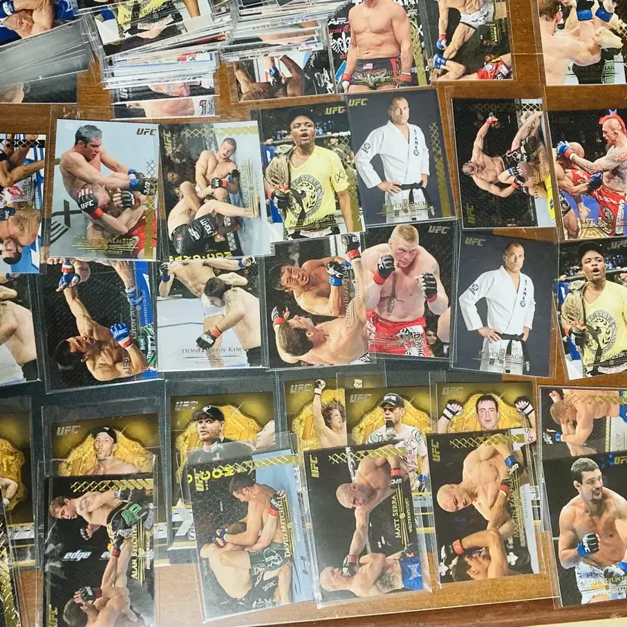 2011 topps ufc title shot cards 300장