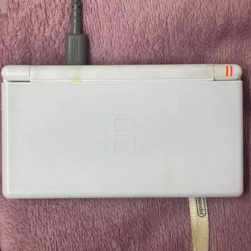 고전 닌텐도 ds lite 흰색 판매합니다!!