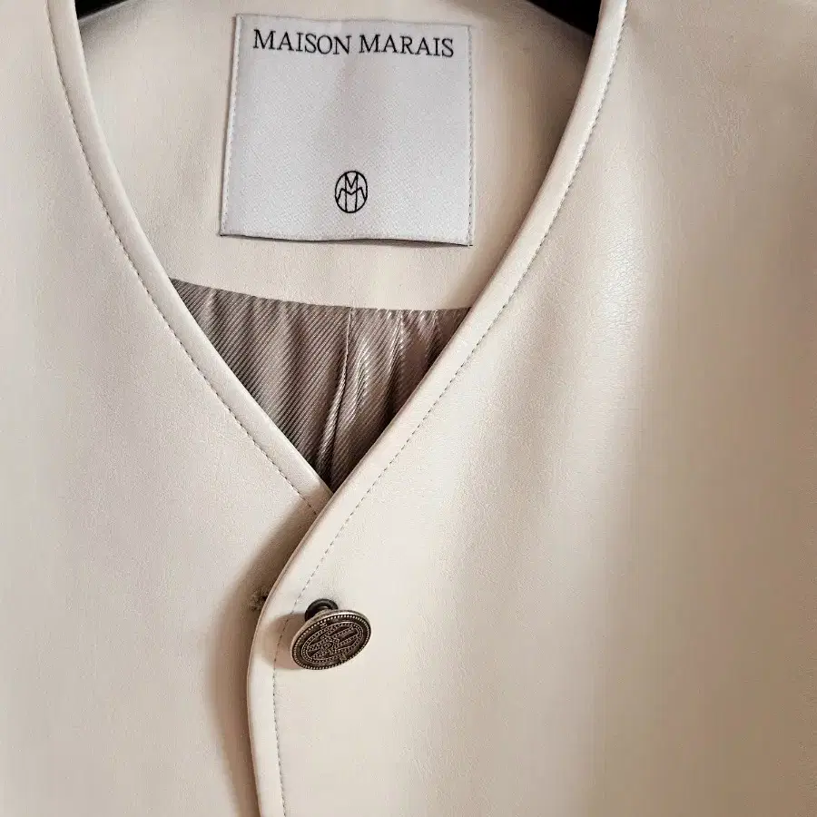 MAISONMARAIS 메종마레 Garcons Faux 레더자켓