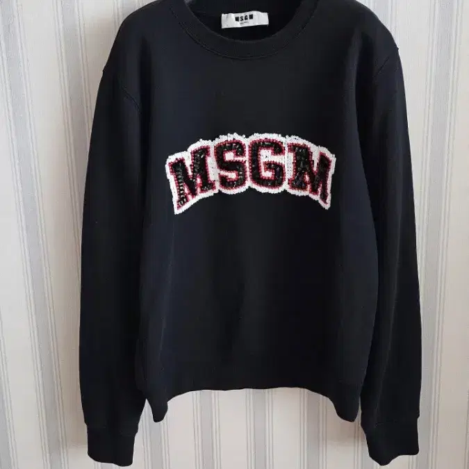 MSGM 크루넥 스웻 맨투맨